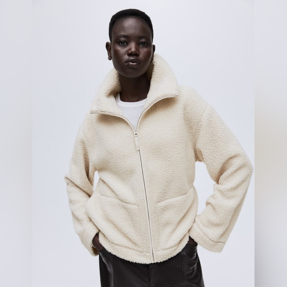 H&M Women’s Neutral Minimalist Cream Teddy Fleece Full-Zip Jacket – Size Medium